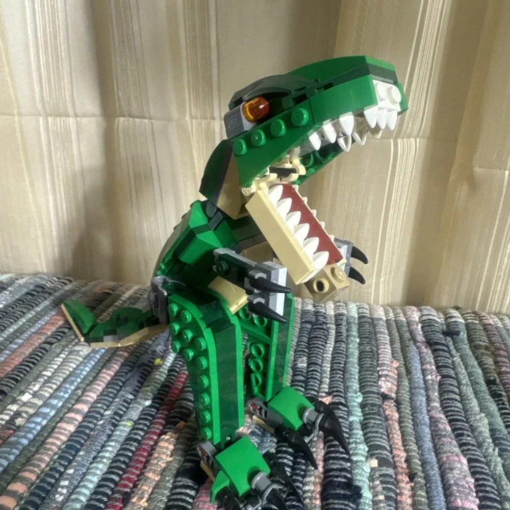 LEGO CREATOR DINOSAUR 31058 Mighty Dinosaurs Green Edition full trex model‎ only